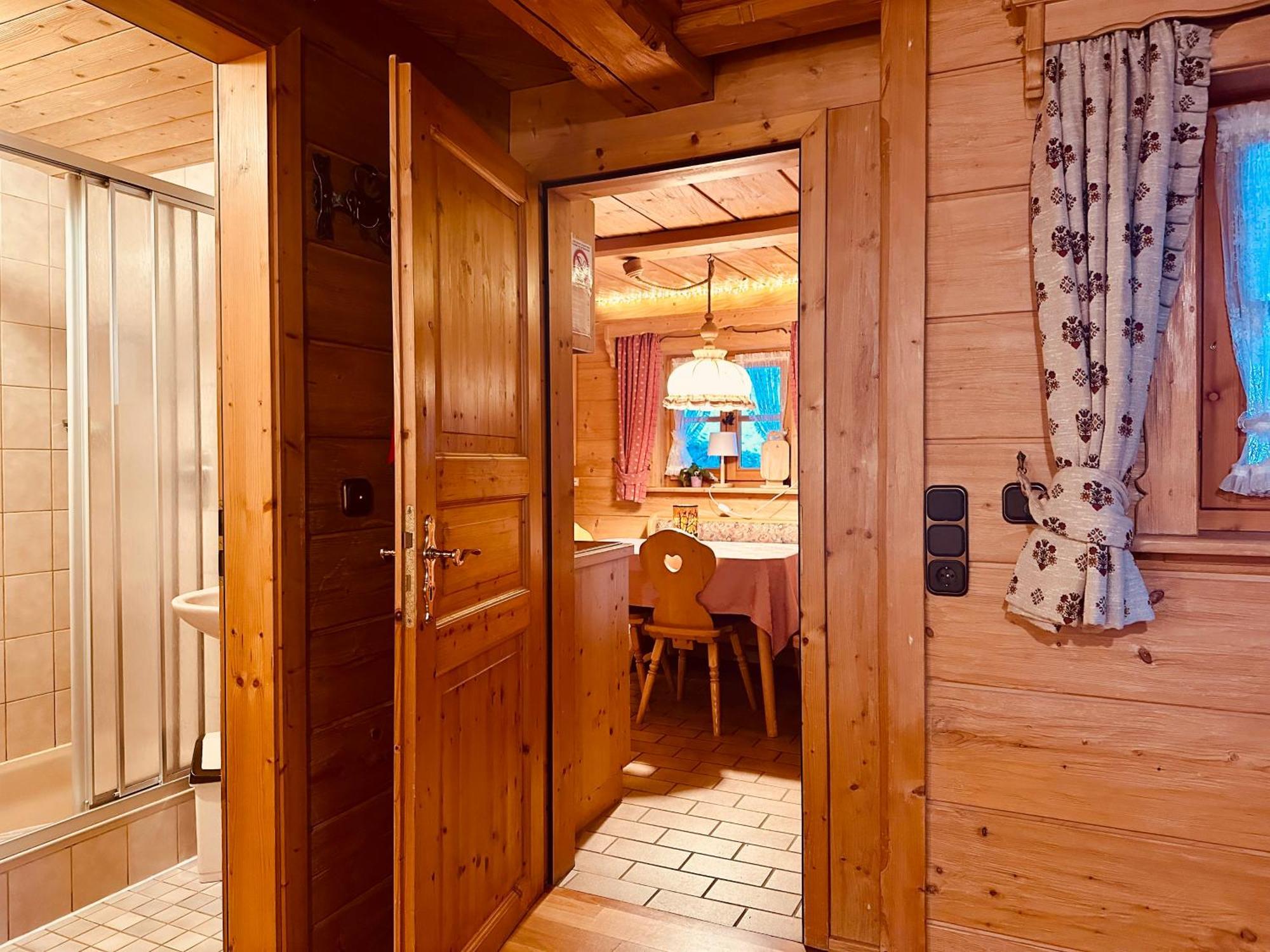 Almbruennerl Die Almhuette Auf Der Raffner Alm Ruhpolding Εξωτερικό φωτογραφία